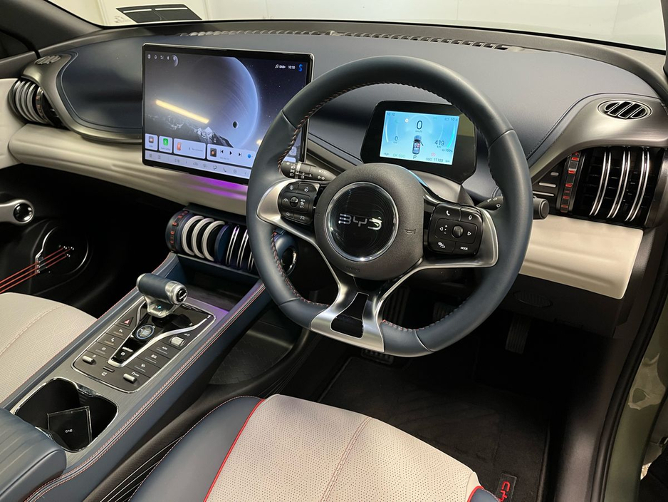 2024 BYD ATTO 3 - image 9