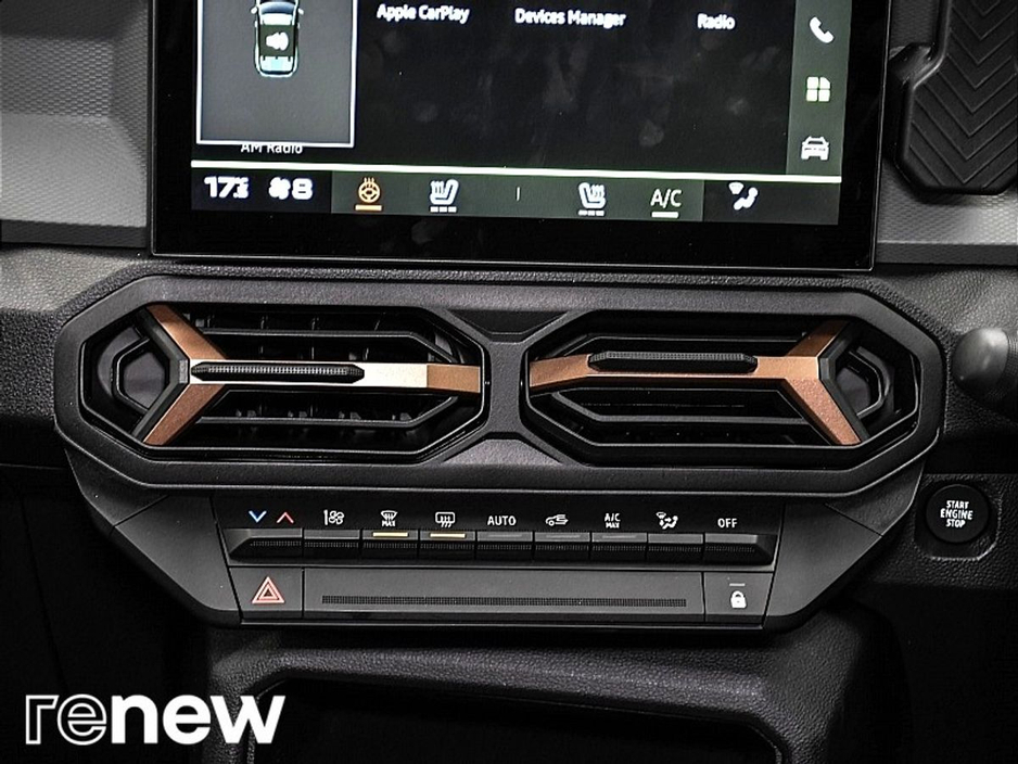 2025 Dacia Duster - image 20