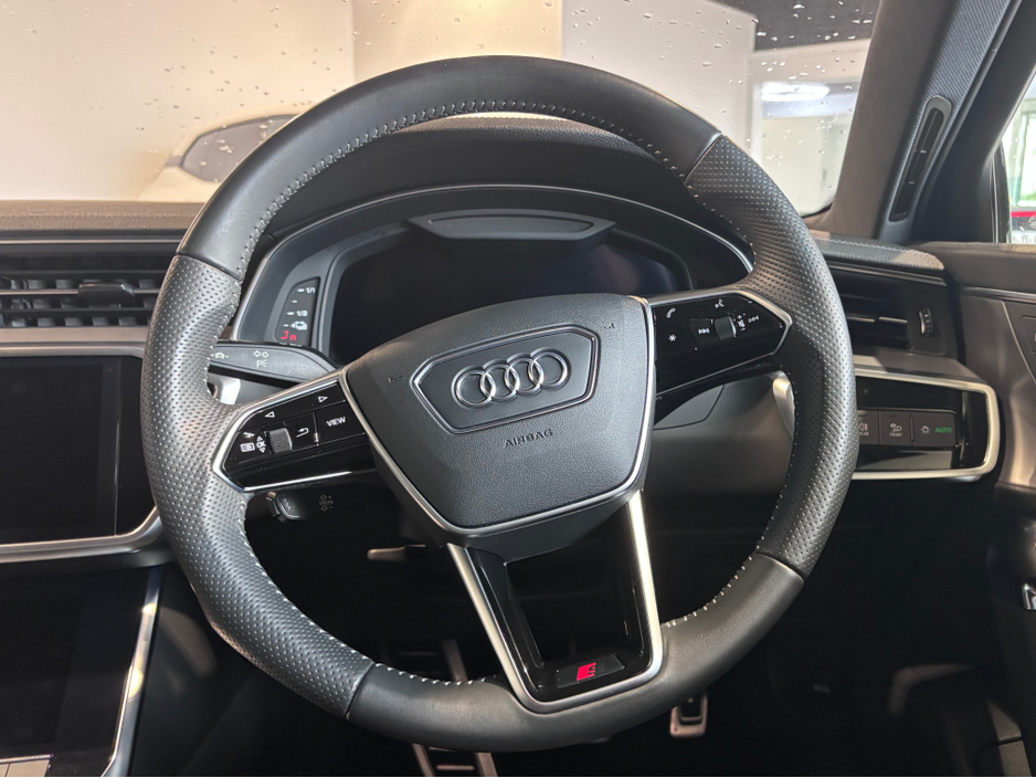 2020 Audi A6 - image 9
