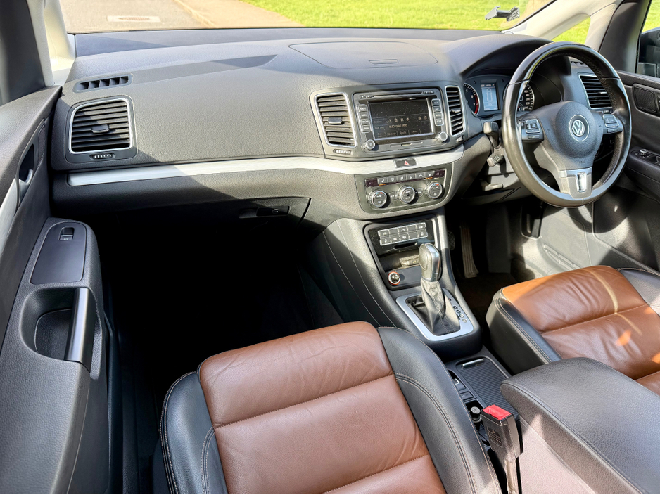 2014 Volkswagen Sharan - image 29