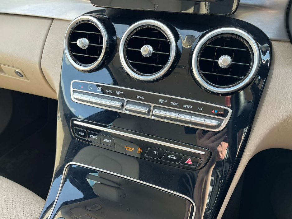 2020 Mercedes-Benz C Class - image 27