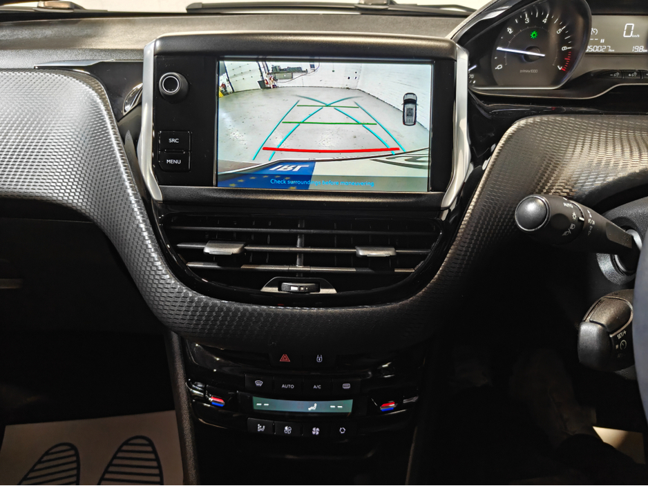 2019 Peugeot 2008 - image 12