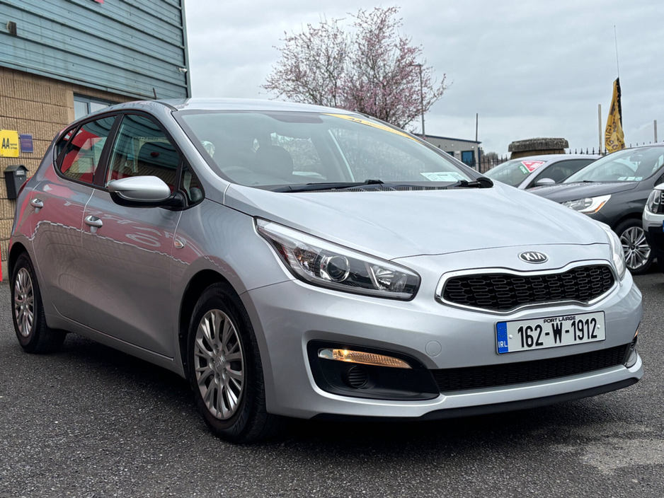 2016 Kia Ceed - image 4