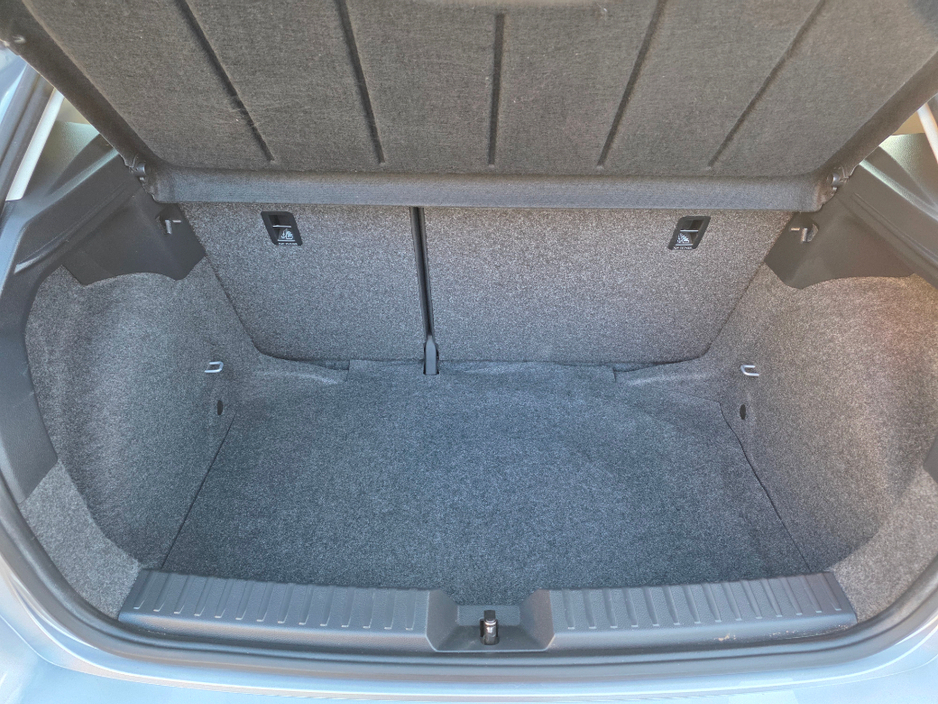 2018 SEAT Ibiza - image 10