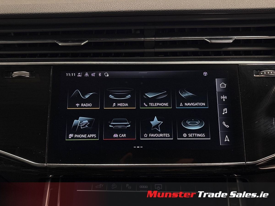 2022 Audi Q7 - image 7