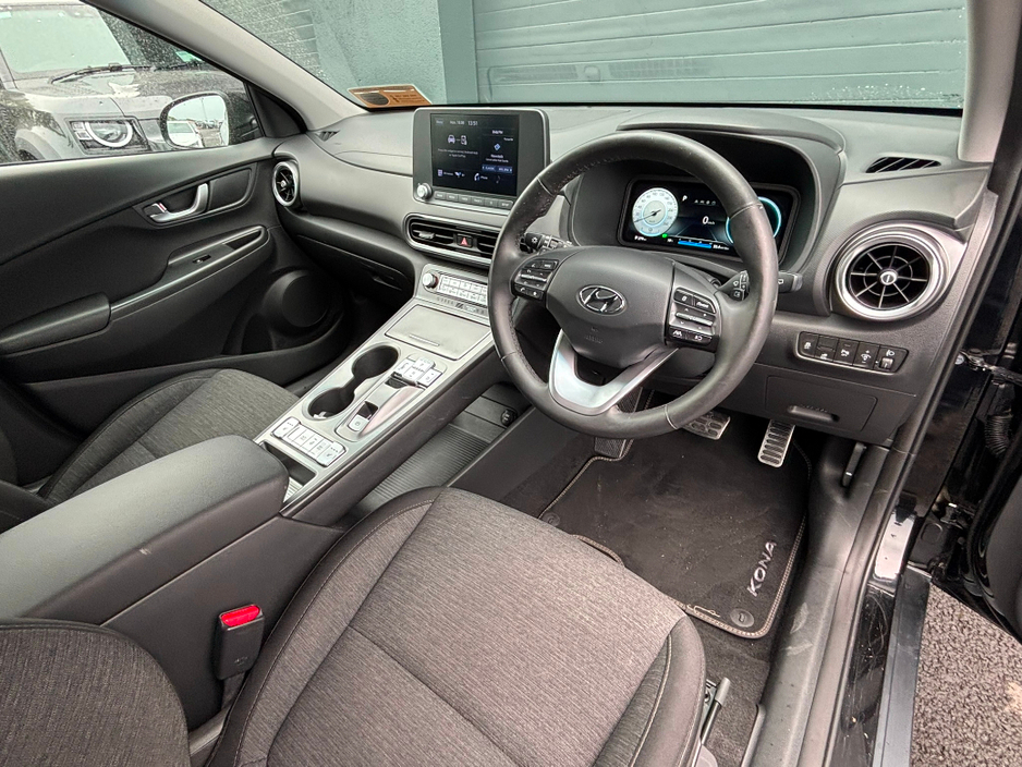 2022 Hyundai Kona Executive EV 39kWh Auto €18,990