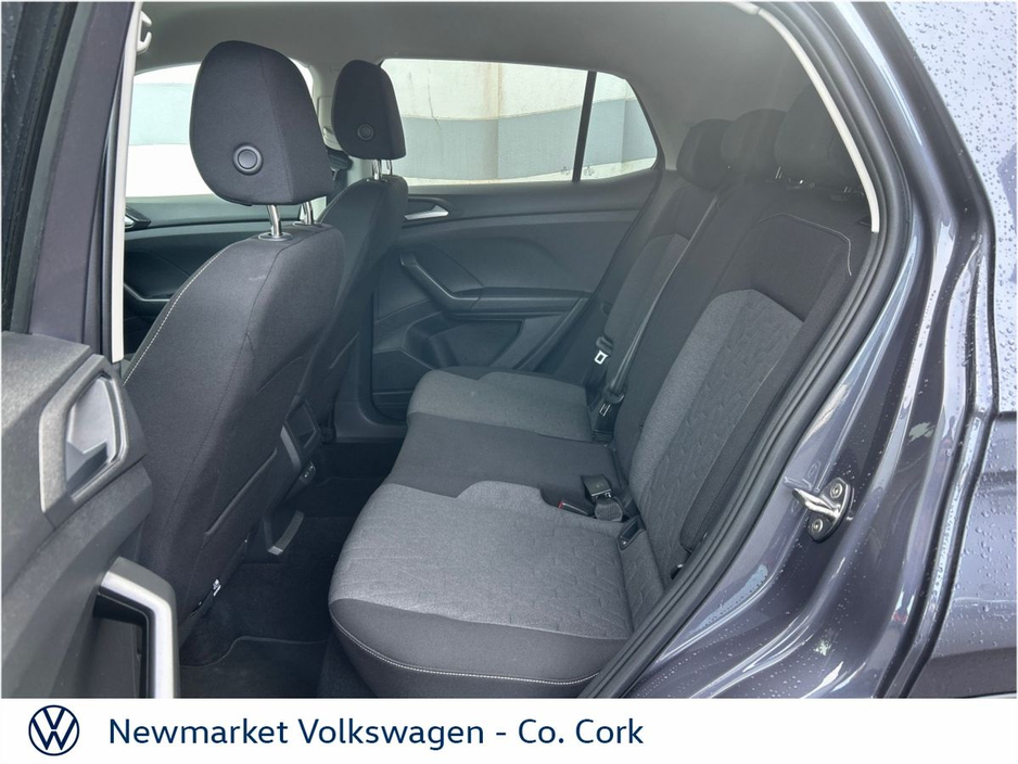 2025 Volkswagen T-Cross - image 24