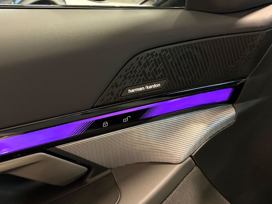 2025 BMW 5 Series 530e M-SPORT=IVORY INTERIOR//AS NEW//D REG=2 YEAR BMW WARRANTY=TAILORED FINANCE PACKAGES AVAILABLE=TRADE IN’S WELCOME €64,995