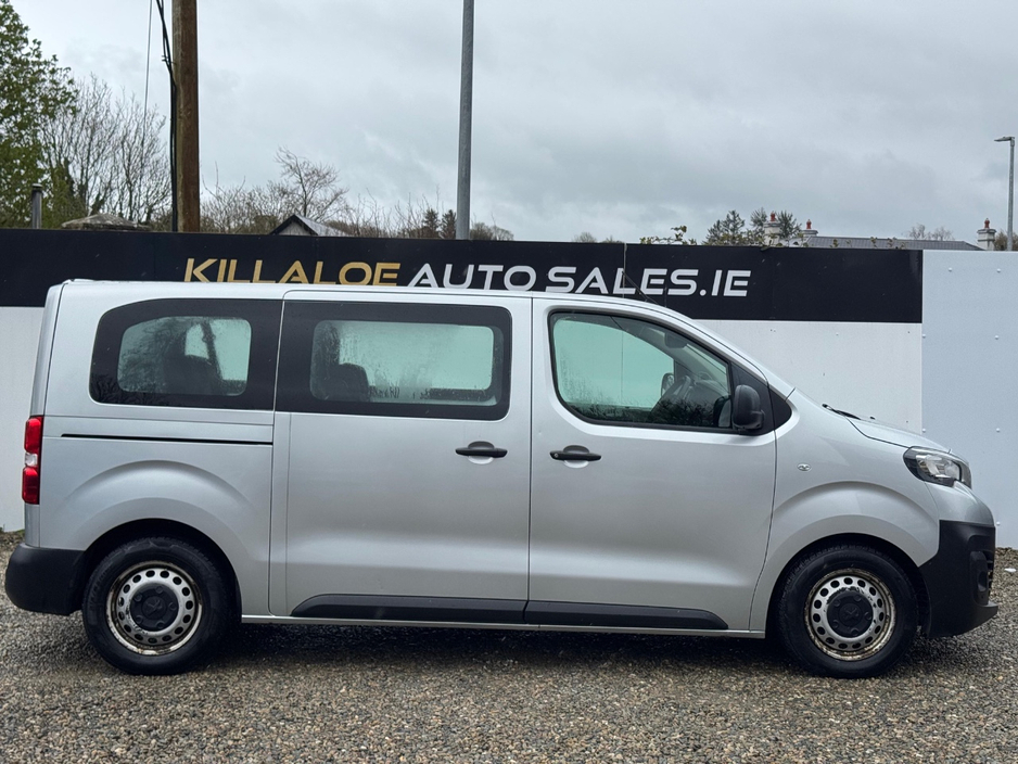 2019 Peugeot Expert - image 8