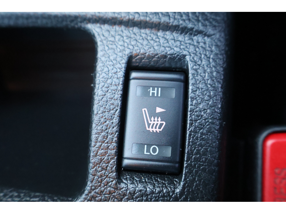 2017 Nissan Qashqai N-VISION 360 Huge Spec New Timing Belt Exceptional Condition! €13,995