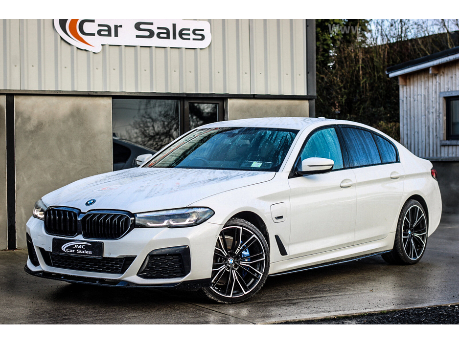 2022 BMW 5 Series 530e M Sport €36,995