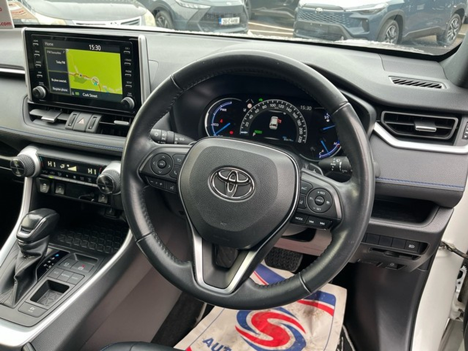 2021 Toyota Rav4 - image 9