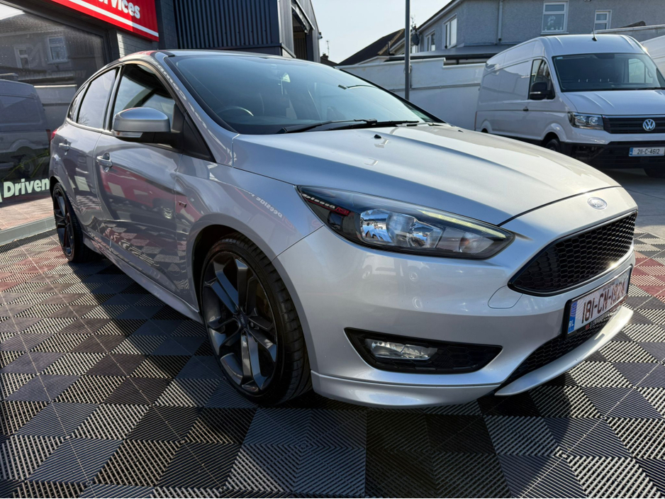 2018 Ford Focus - image 7