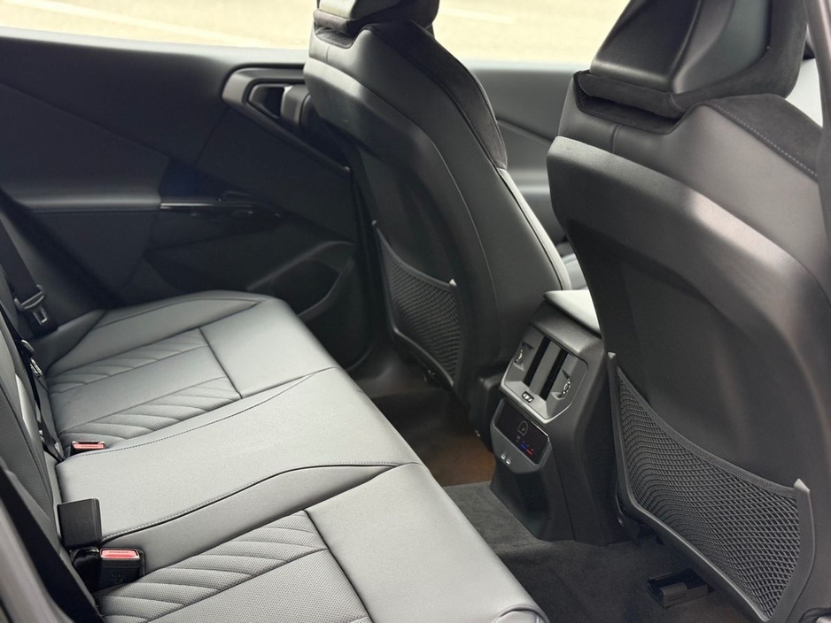 2026 BMW X3 - image 8