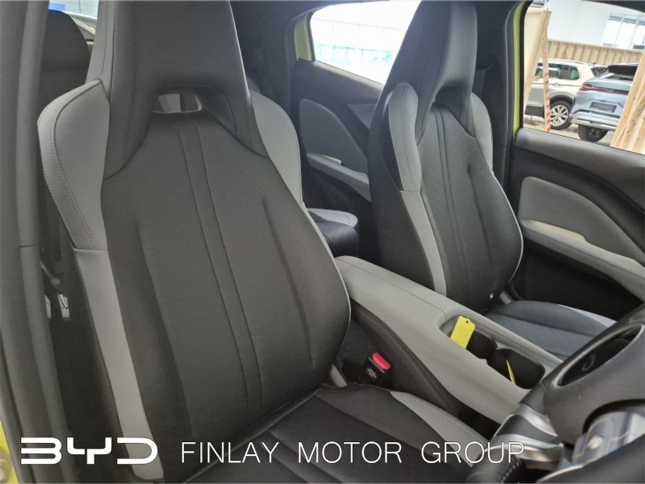 2026 BYD Dolphin Surf Comfort €25,763