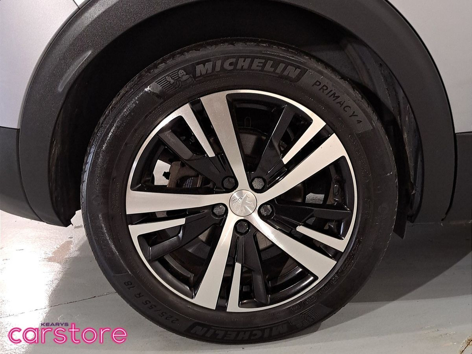 2021 Peugeot 3008 - image 14