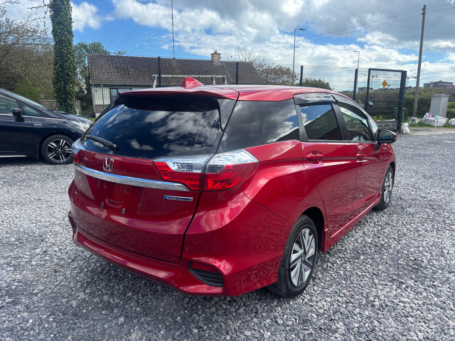 2017 Honda Shuttle - image 4