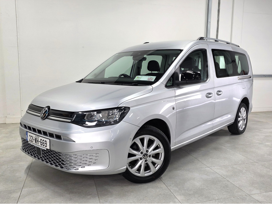 2022 Volkswagen Caddy - image 12