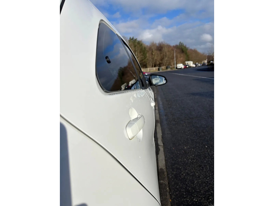 2022 Toyota Aygo - image 7