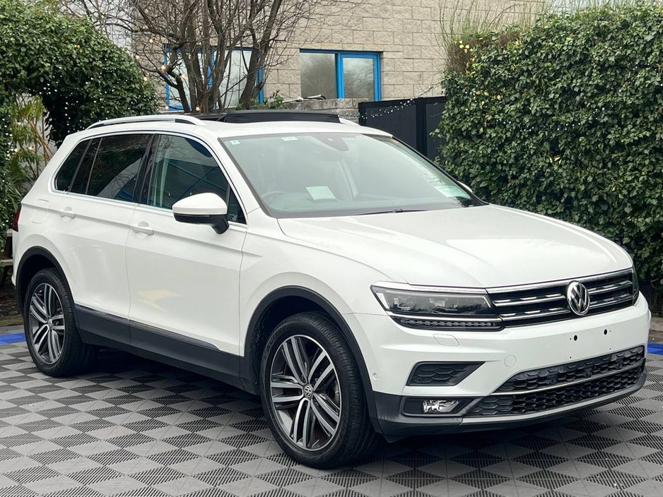 2020 Volkswagen Tiguan HIGHLINE 4MOTION 2.0 TDI // OPENING PAN ROOF // DIAMOND CUT ALLOYS // LEATHER HEATED SEATS €32,950