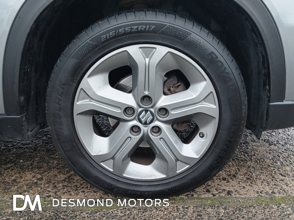 2016 Suzuki Vitara - image 20