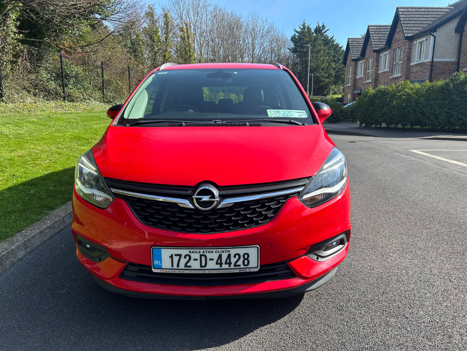 2017 Opel Zafira - image 10