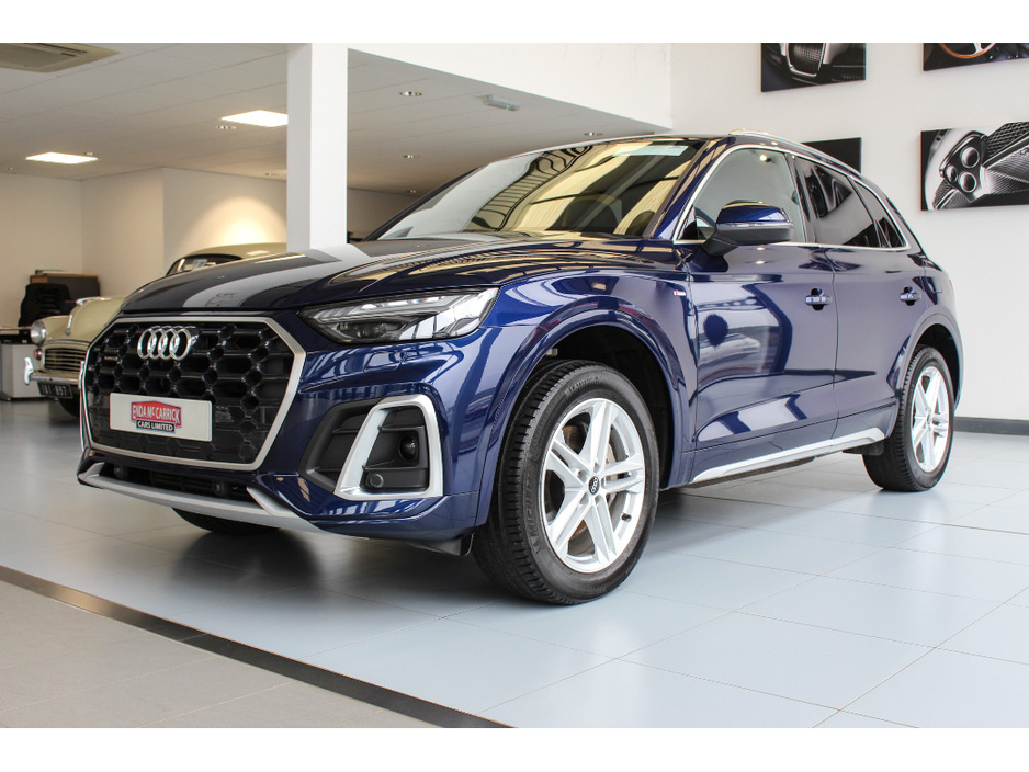 2023 Audi Q5 - image 2