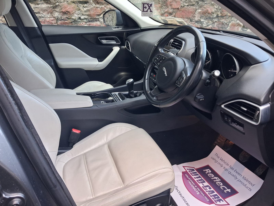 2017 Jaguar F-Pace 2.0 i4 D 180PS Prestige RWD €12,750