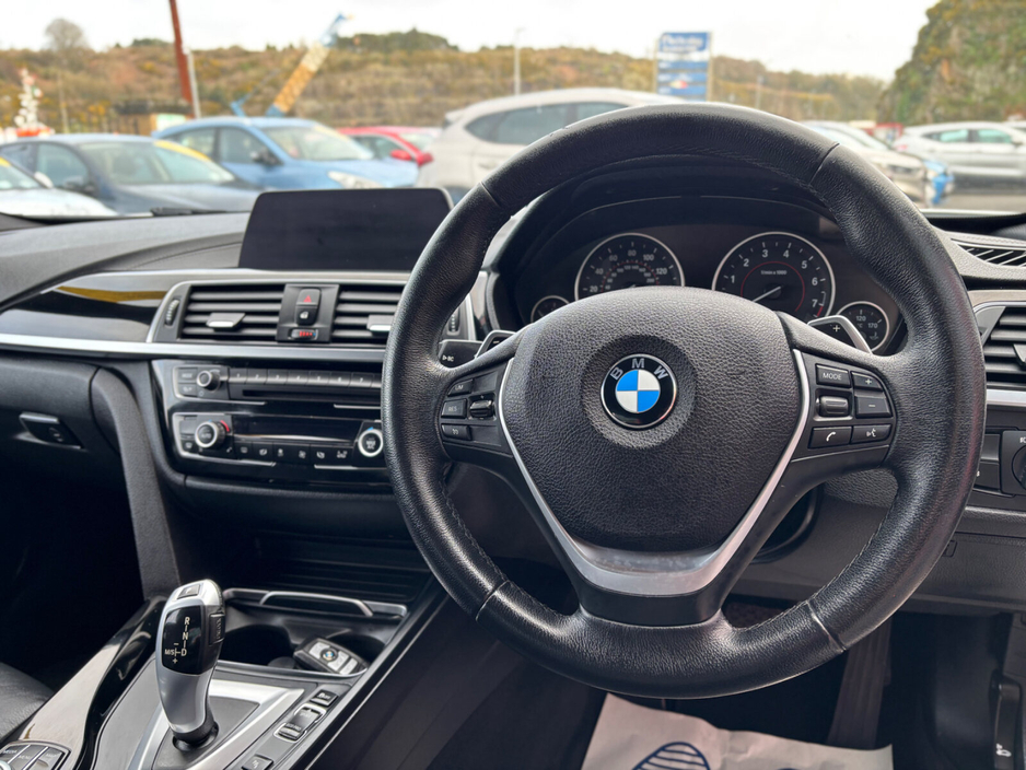 2018 BMW 3 Series - image 10