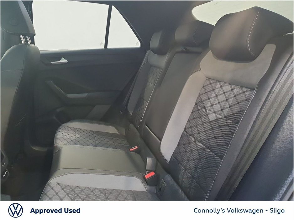 2022 Volkswagen T-Roc - image 7
