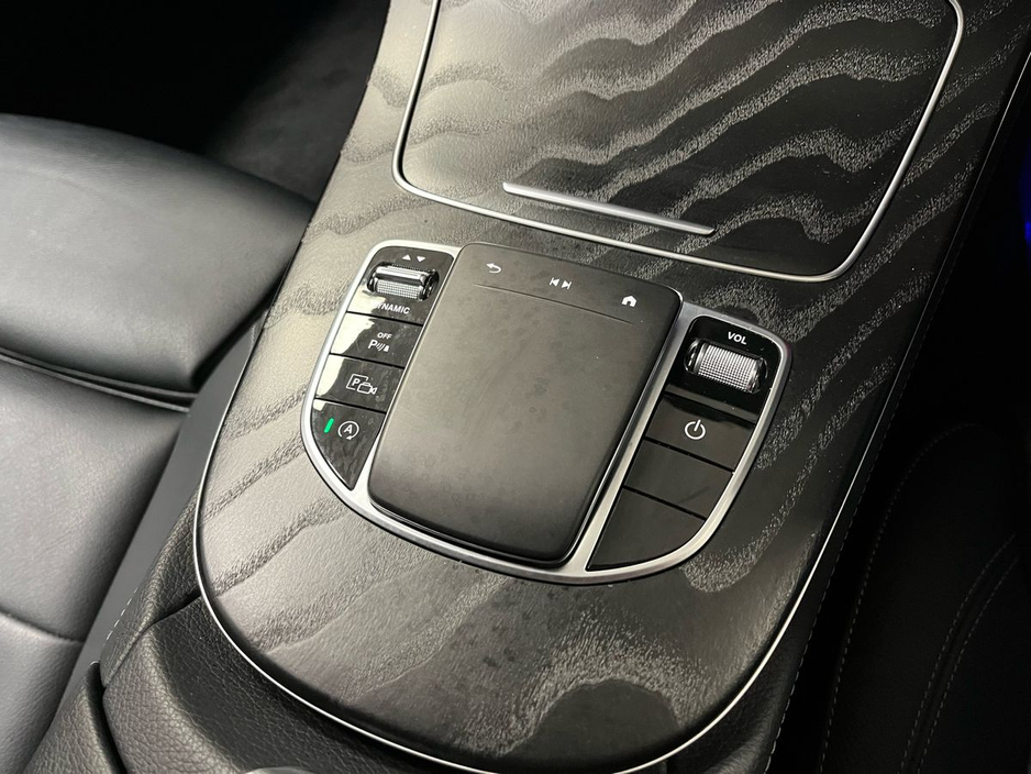 2022 Mercedes-Benz E Class 220d AMG Coupe - 19 Inch Alloys - Reversing Camera - Ambient Lighting - Sat Nav - Climate Control - Heated Seats - Cruise Control - Apple CarPlay/Android Auto €49,950