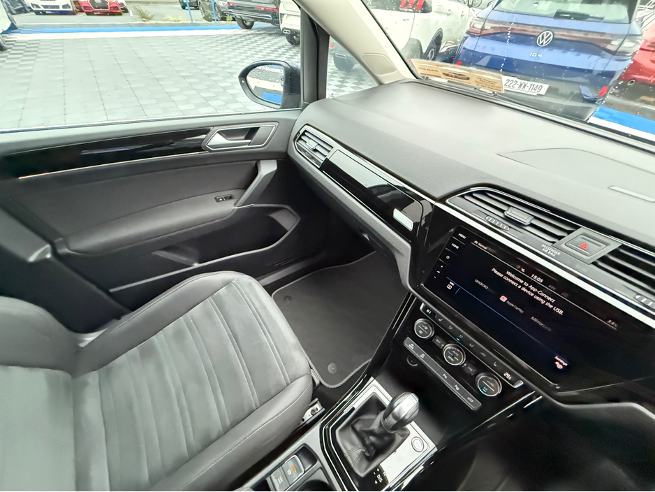 2018 Volkswagen Touran HIGHLINE - 2.0L DIESEL - 7 SEATS - AUTO - 12M WARRANTY - CAR: 1621