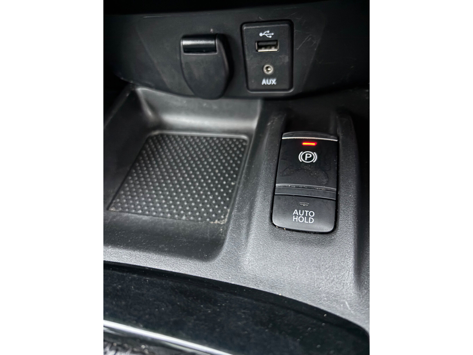 2019 Nissan X-Trail - image 28