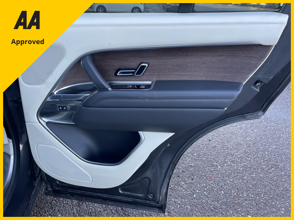 2022 Land Rover Range Rover SE PHEV AUTO FREE DELIVERY €89,750