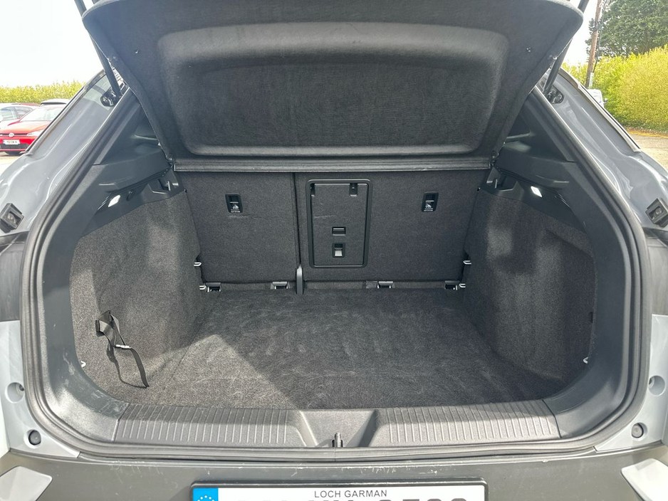 2023 Volkswagen ID.4 - image 12