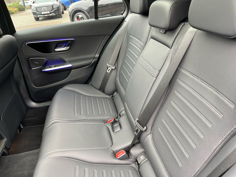 2025 Mercedes-Benz C Class - image 4