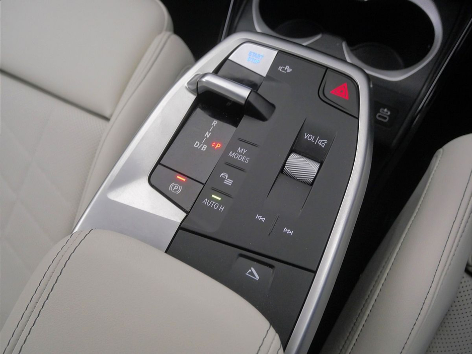 2025 BMW iX2 - image 10