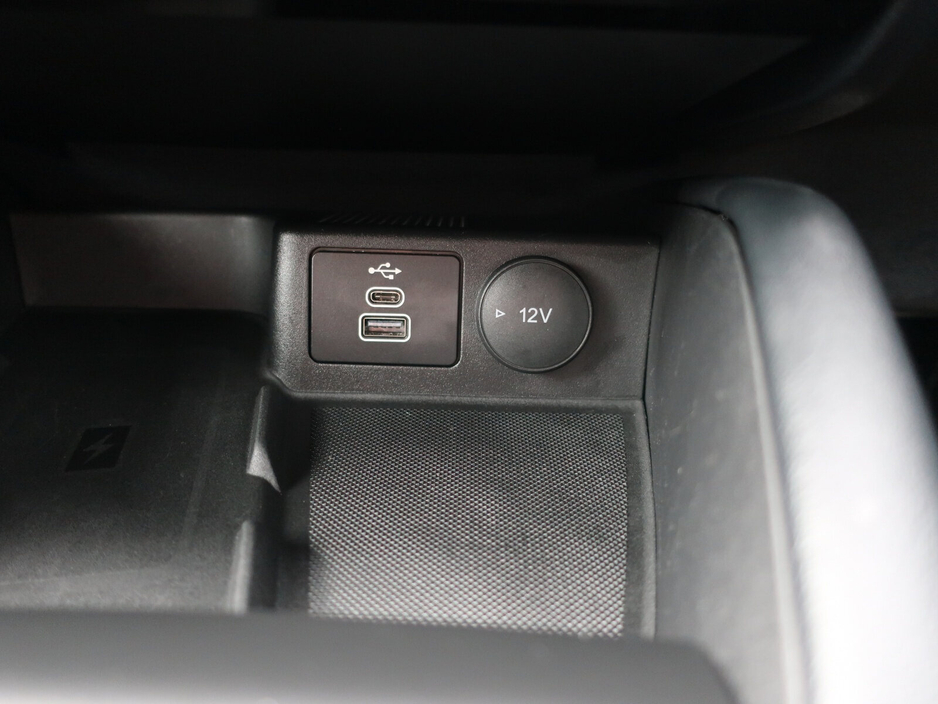 2025 Ford Kuga - image 17