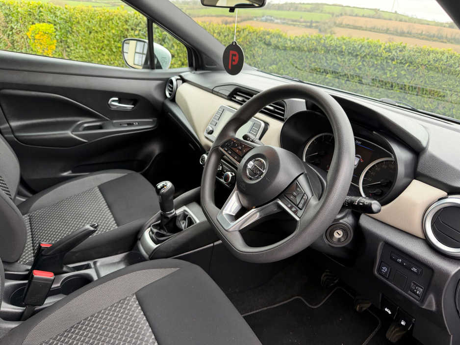 2022 Nissan Micra - image 11