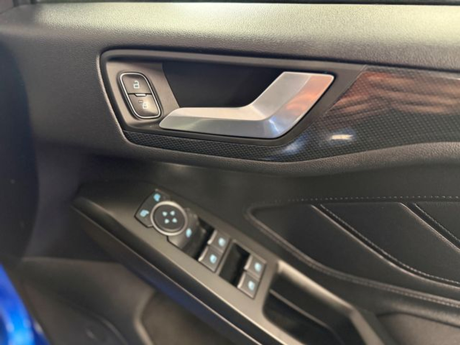 2020 Ford Focus St-line 5D 1.0T 125 €21,777