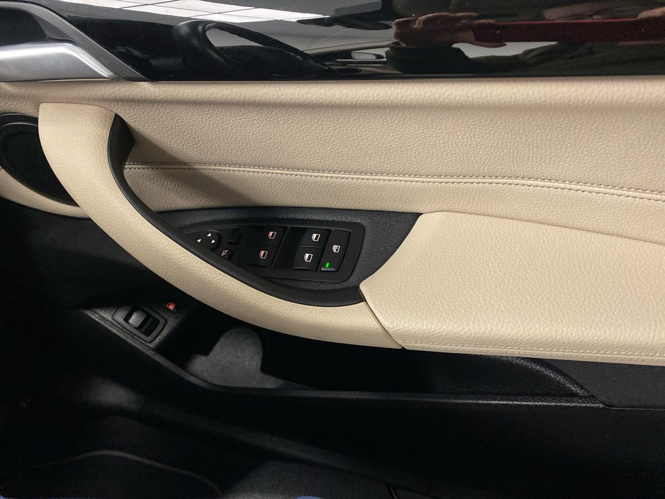 2022 BMW X1 - image 15