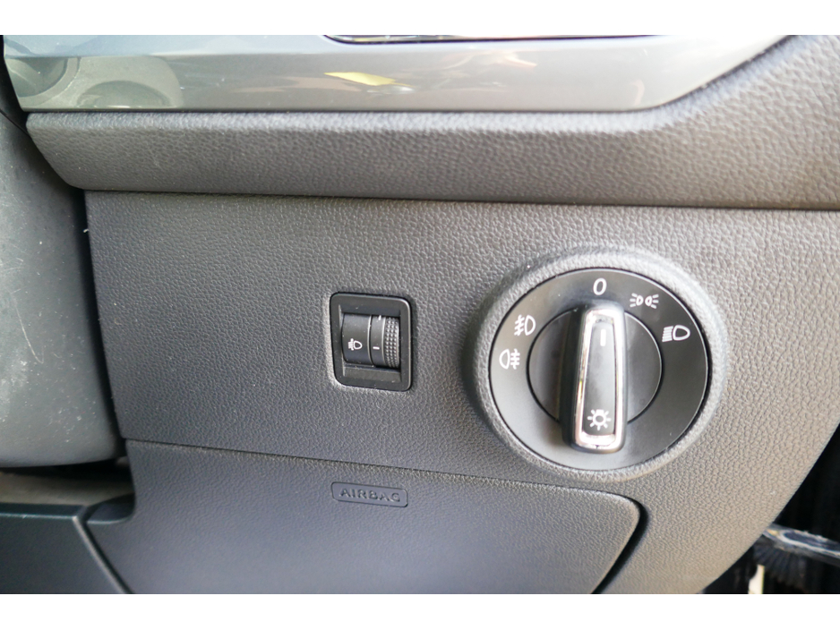 2017 SEAT Ateca 1.6 TDI 115HP ECO SE 5DR €16,000