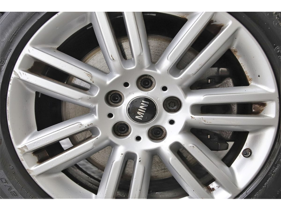 2021 MINI Hatch - image 17