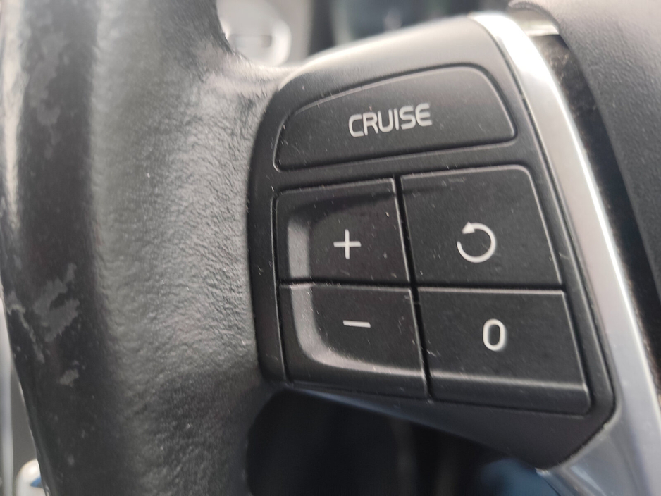 2016 Volvo XC60 D4 (190hp) FWD SE Geartronic €11,999