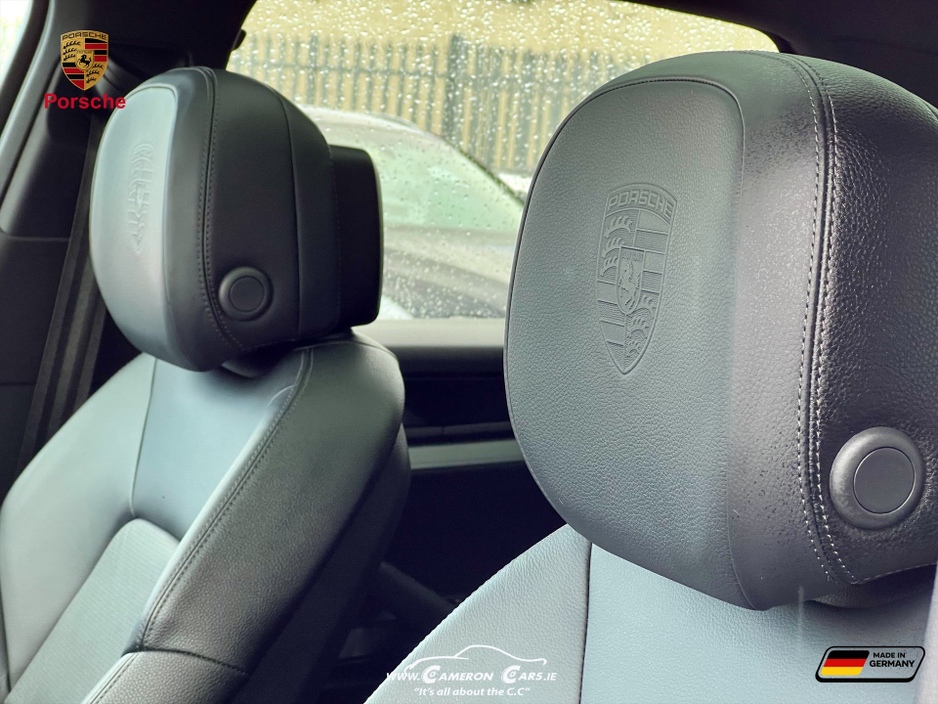 2024 Porsche Cayenne - image 26