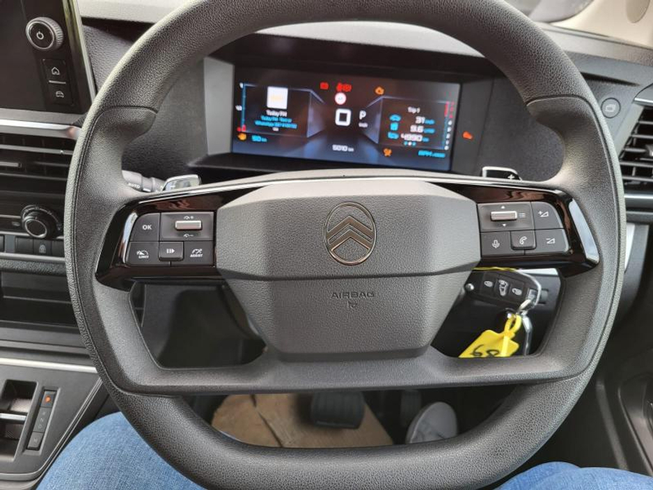 2024 Citroen SpaceTourer - image 14