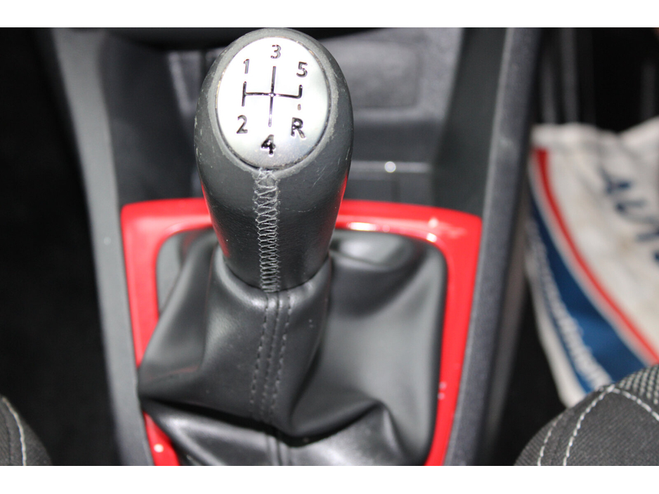 2017 Renault Clio - image 17