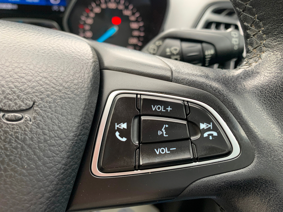 2018 Ford Kuga - image 24