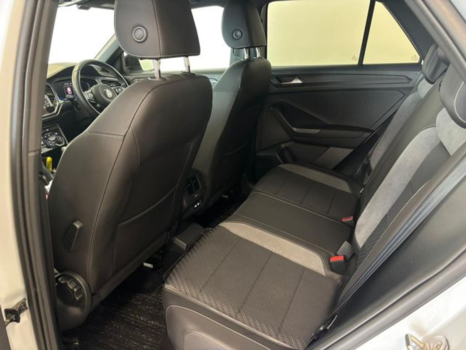 2021 Volkswagen T-Roc 2.0 TDI 150bhp R-Line DSG €26,495