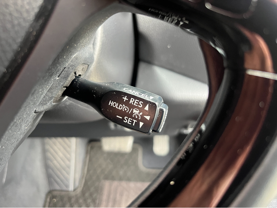 2021 Toyota C-HR - image 22